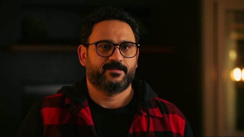 وفاة خال الفنان أكرم