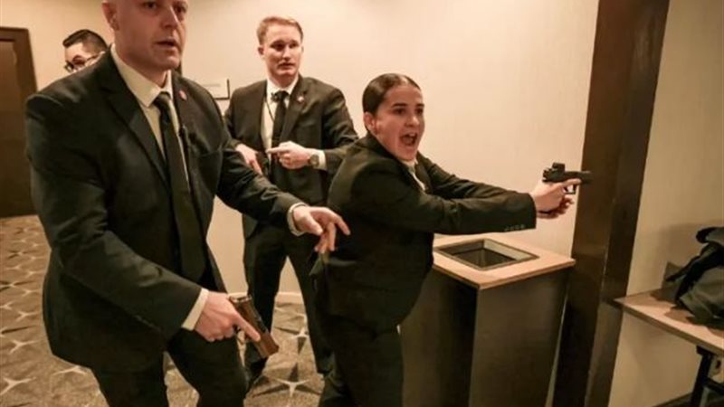 دونالد ترامب ينشر