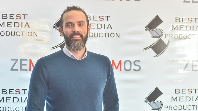 عمرو حسن يوسف