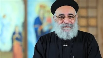 القمص بولس جورج يمر بظروف صحية صعبة وسط دعوات بالشفاء وطلب الصلاة من محبيه بالكنائس 