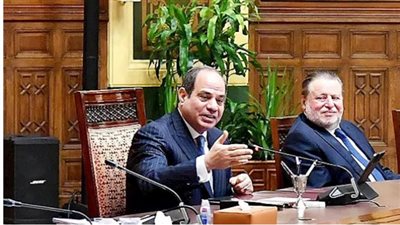  الرئيس السيسي ومحافظ البنك المركزي 