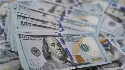 سعر الدولار أمام الجنيه المصري اليوم الجمعة 15 مايو 2026 بعد آخر تحديث بالبنوك والسوق الموازية