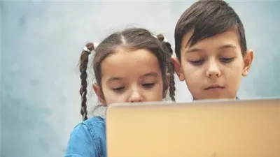 تفاصيل قانون حماية الأطفال من مواقع التواصل الاجتماعي 