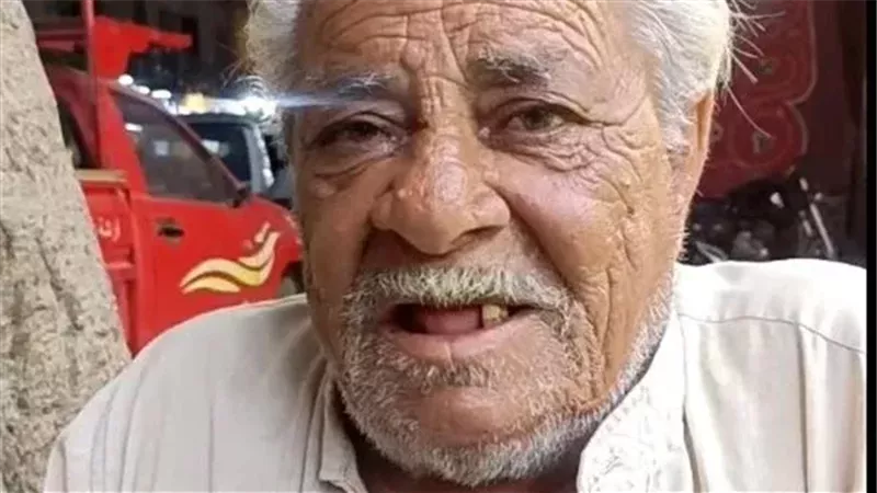عم شعبان بائع الجرائد