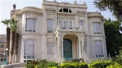 جامعة عين شمس 
