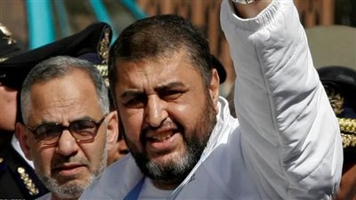 وفاة خيرت الشاطر داخل السجن تثير الجدل 