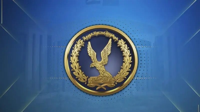 السجن 10 سنوات على