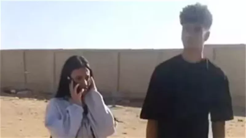 حبس طالب قاصر ووالده