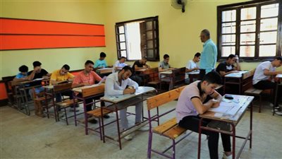 الباركود يكشف الغش وحالة وفاة داخل لجنة 