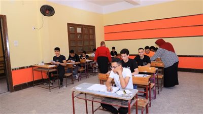 تعليم القاهرة تحقق في شكوى نقص كتيبات المفاهيم  