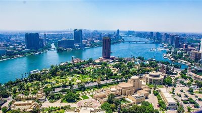 رئيس حي عين شمس يطلب إعفاءه ومصادر: القاهرة تدرس تعيين بديل 
