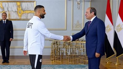 الرئيس السيسي يشيد بأداء منتخب مصر 