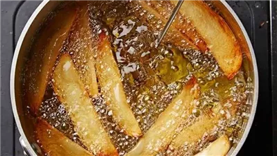 7 علامات تؤكد فساد زيت القلي وضرورة التخلص منه فورًا رغم بقاء لونه طبيعيًا