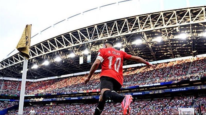 محمد صلاح يصبح أول