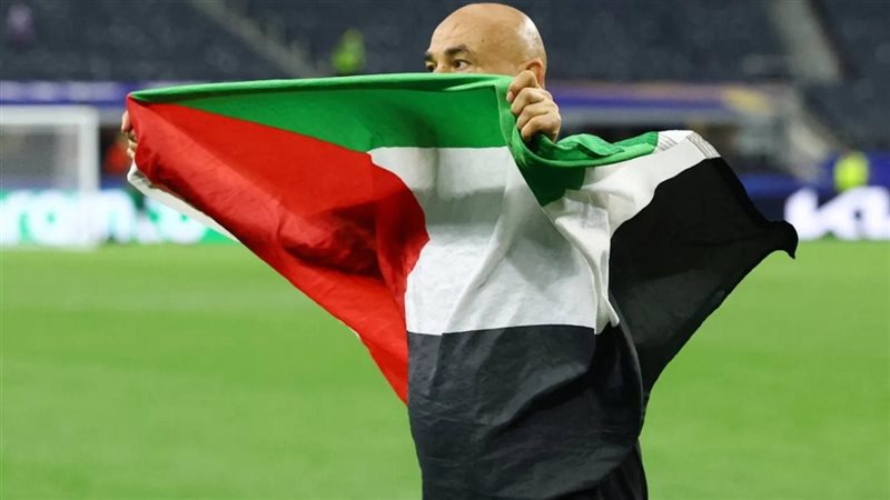 حسام حسن يدخل دائرة
