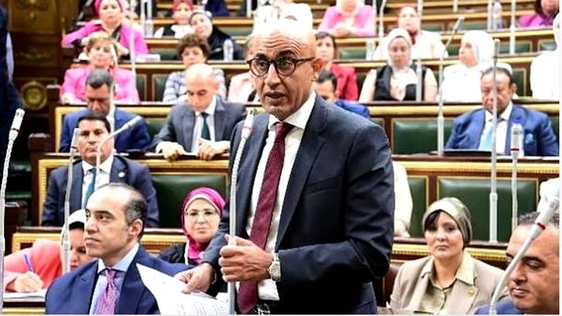طلب إحاطة لوزير التعليم
