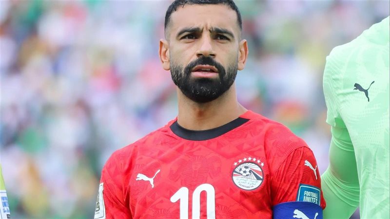 فيفا يوضح موقف شارة