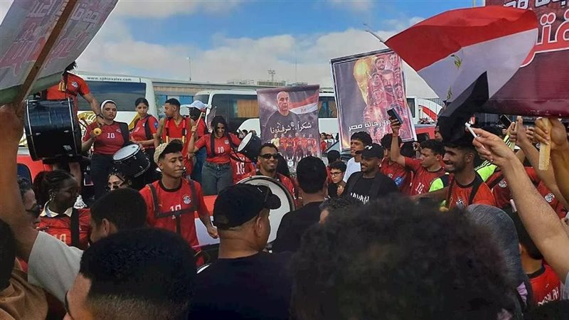 وصول بعثة منتخب مصر