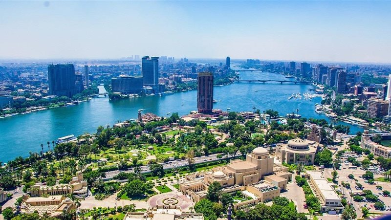 رئيس حي عين شمس يطلب إعفاءه ومصادر: القاهرة تدرس تعيين بديل