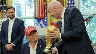 تحقيق بالكونغرس الأمريكي في مراسلات إنفانتينو مع ترامب 