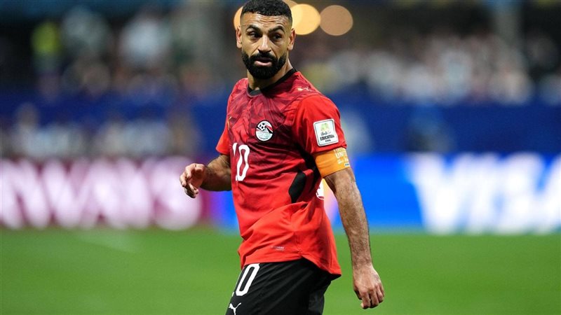 محمد صلاح يطلب 15