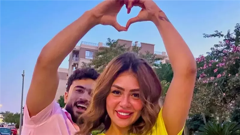 التحقيق مع هدير عبد