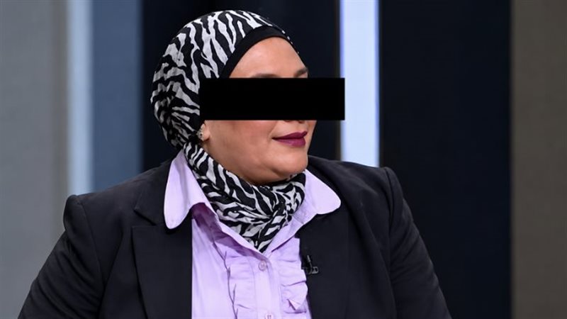  المحامية المتهمة