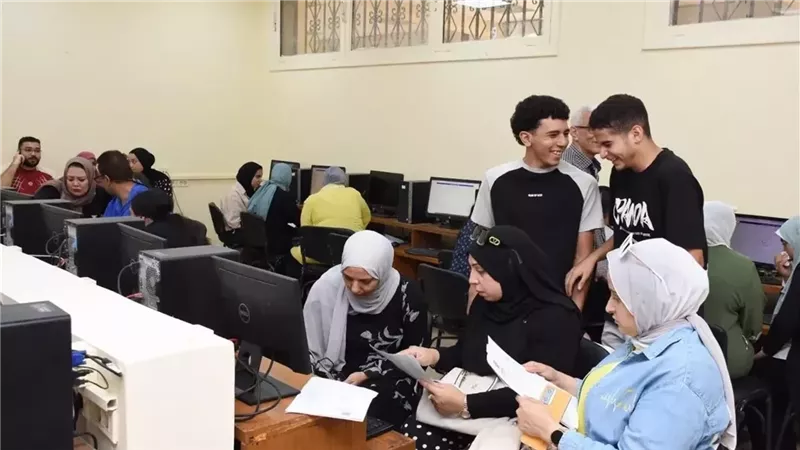 التسجيل لاختبارات