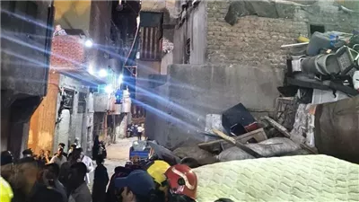 انهيار عقار حدائق القبة المكون من 4 طوابق 