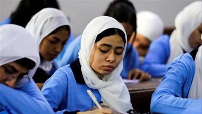إلزام طلاب البكالوريا بالحضور 50% 