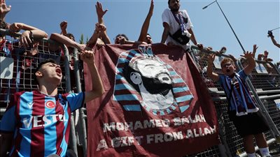 ميكيل يحذر محمد صلاح بعد هدفه في تدريبات طرابزون: الجماهير ستعاملك كملك وقد تنقلب عليك