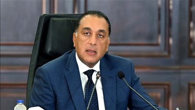 رئيس الوزراء يستقبل أوائل الثانوية العامة غدًا  