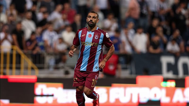 فرج عامر يشكك في