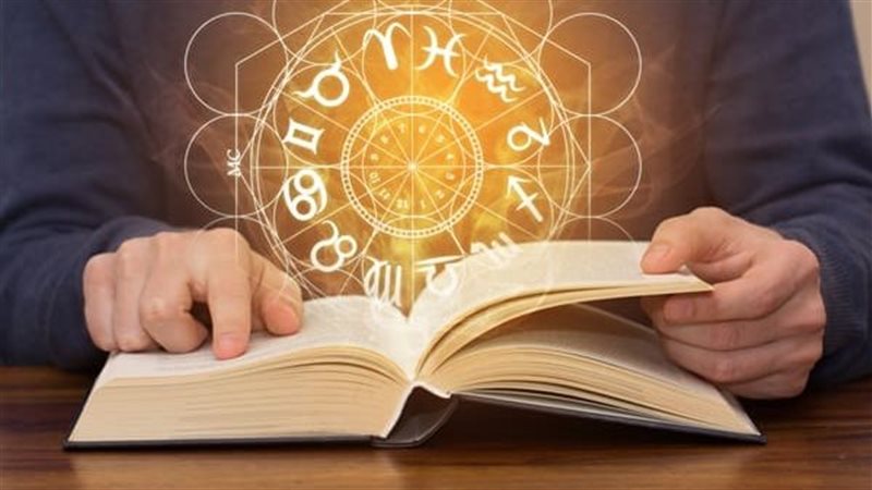 أبراج تجلب الحظ لمن