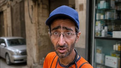 قصة الدكتور مينا الصيدلي الذي يعمل دليفري 