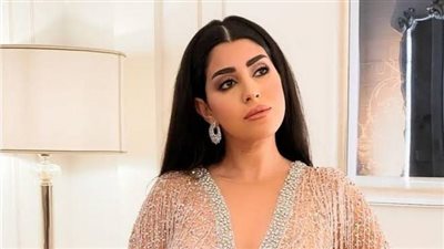 آيتن عامر تسأل عن مديونيات الكهرباء بعد شكاوى فواتير وصلت 7 آلاف جنيه