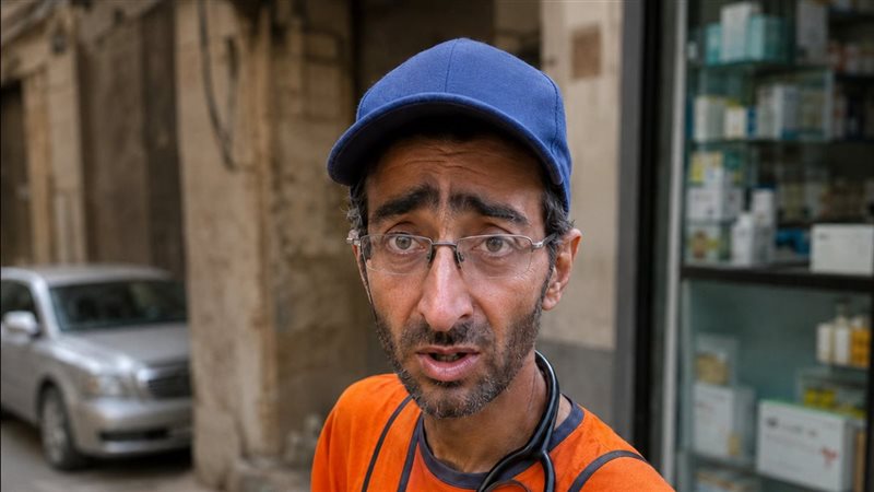 فيديو متداول لعامل