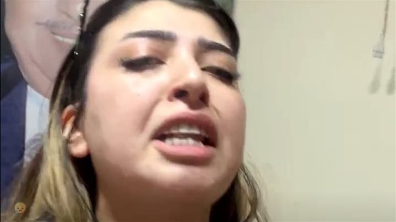مصدر بالموسيقيين