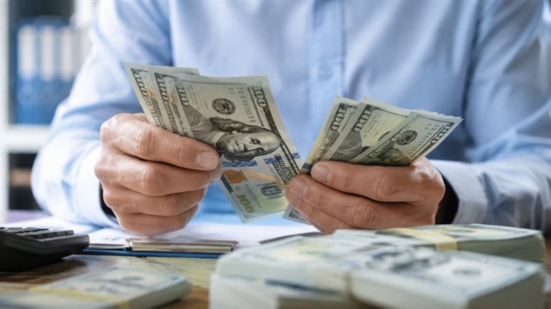   سعر الدولار مقابل