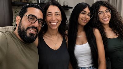 أول صور لمحاكمة المتهم بقتل أسرة التجمع 