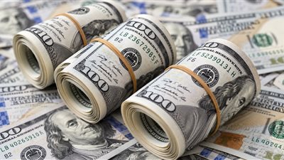 سعر الدولار اليوم.. تراجع في بنكين وارتفاع السوق غير الرسمية إلى 51.31 جنيه