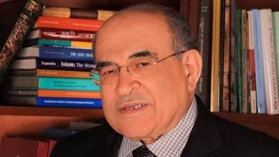 مصطفى الفقي يُنقل للمستشفى إثر وعكة صحية 