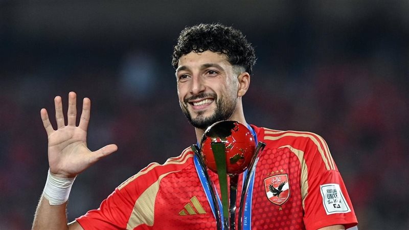 الأهلي يفتح الباب