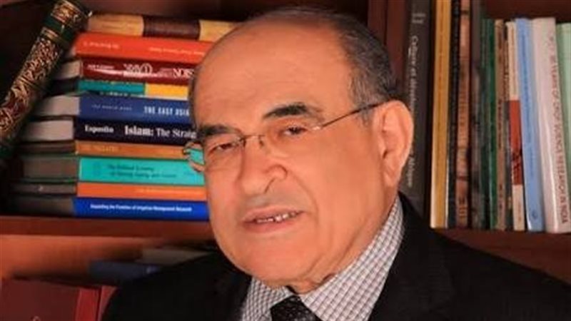 مصطفى الفقي يُنقل