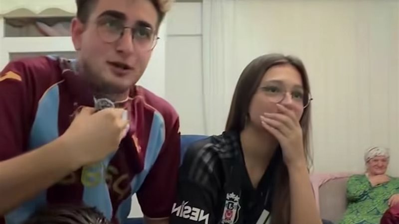 هاتريك صلاح يقود