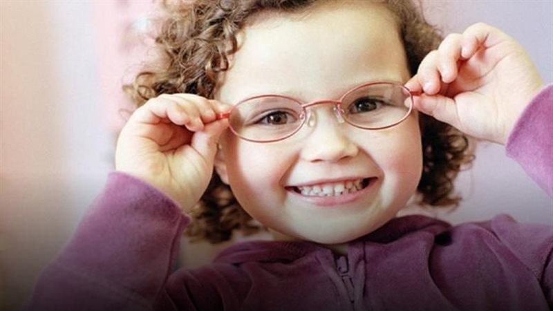 النظارة الطبية القديمة