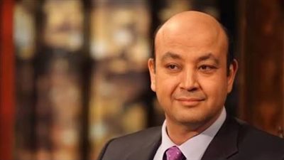 عمرو أديب ينتقد قطع الأشجار واستبدالها بالنخيل 