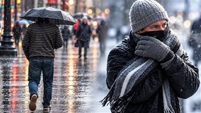 حالة الطقس تشهد انخفاضًا تدريجيًا في الحرارة مع أمطار ورياح  