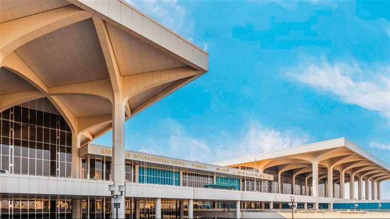 سقوط مقذوف قرب مطار
