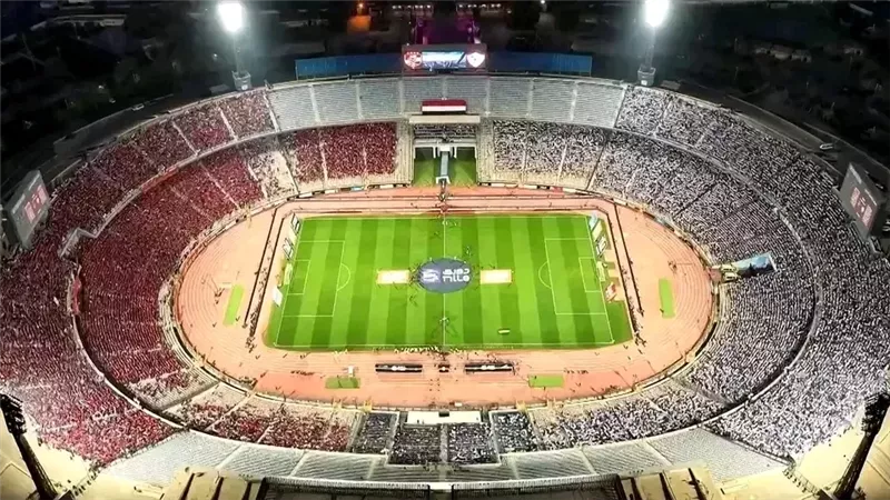  استاد القاهرة